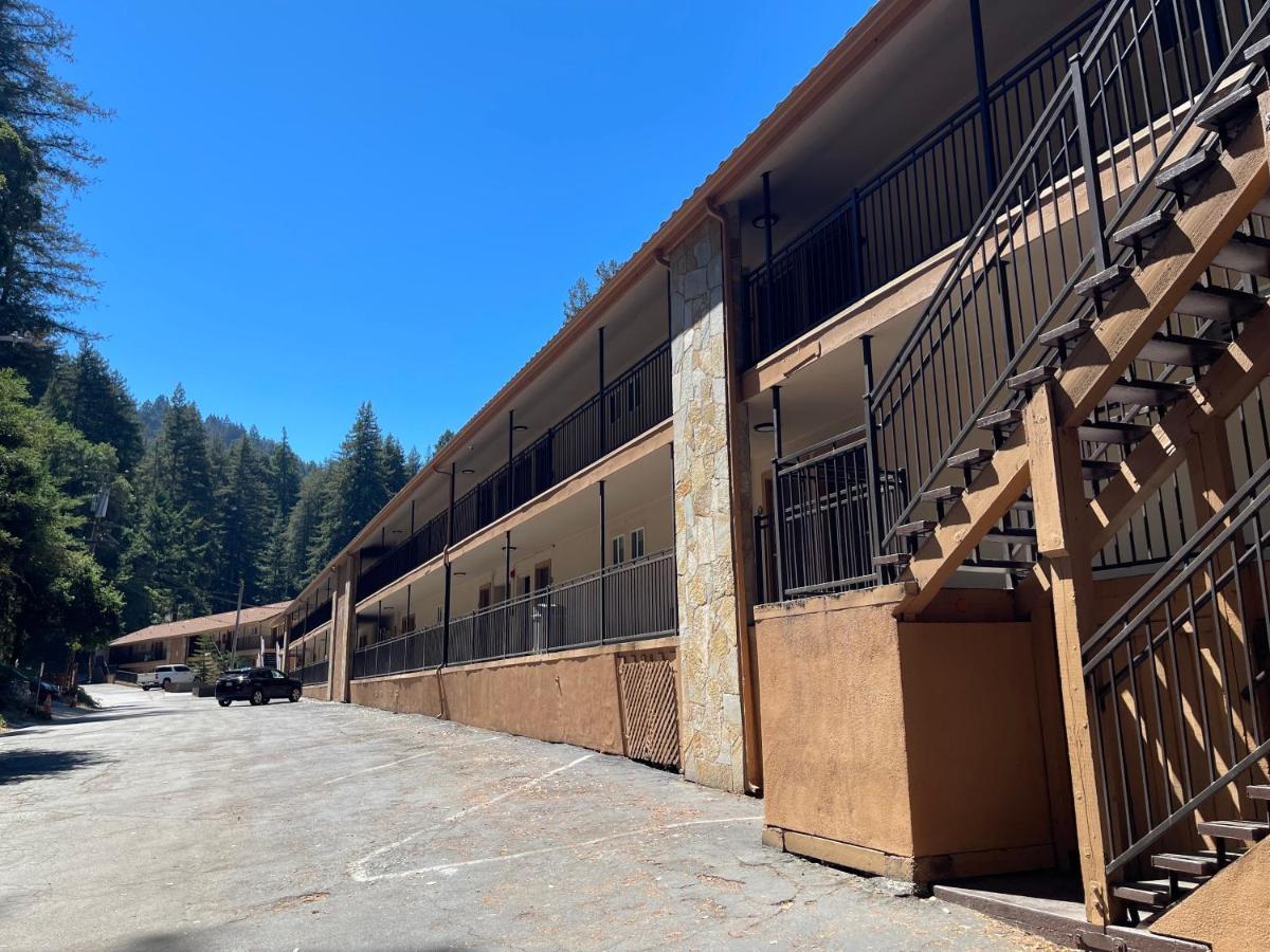 The Historic Lodge, Santa Cruz Mountains Hotel
