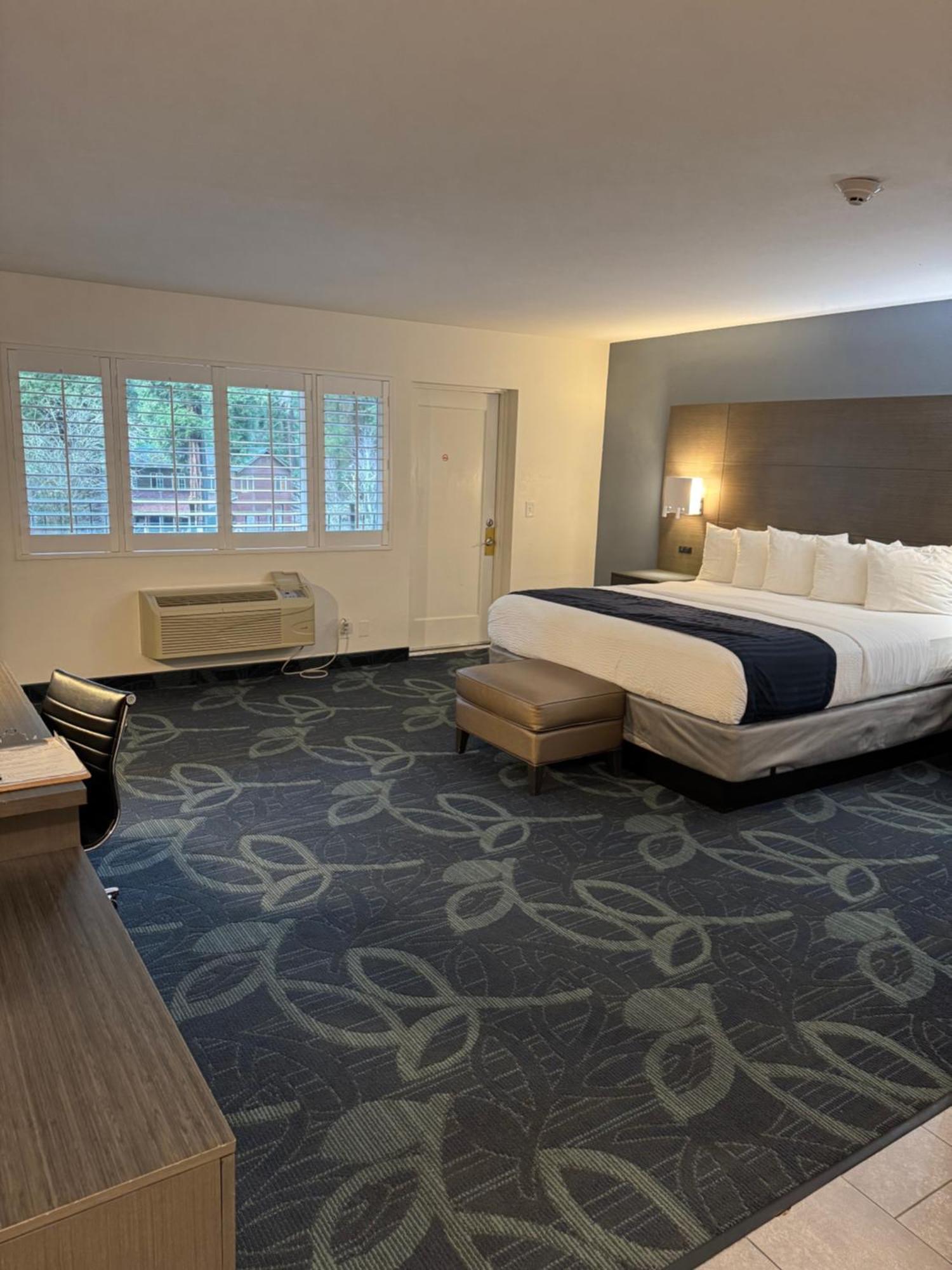 The Historic Lodge, Santa Cruz Mountains Brookdale