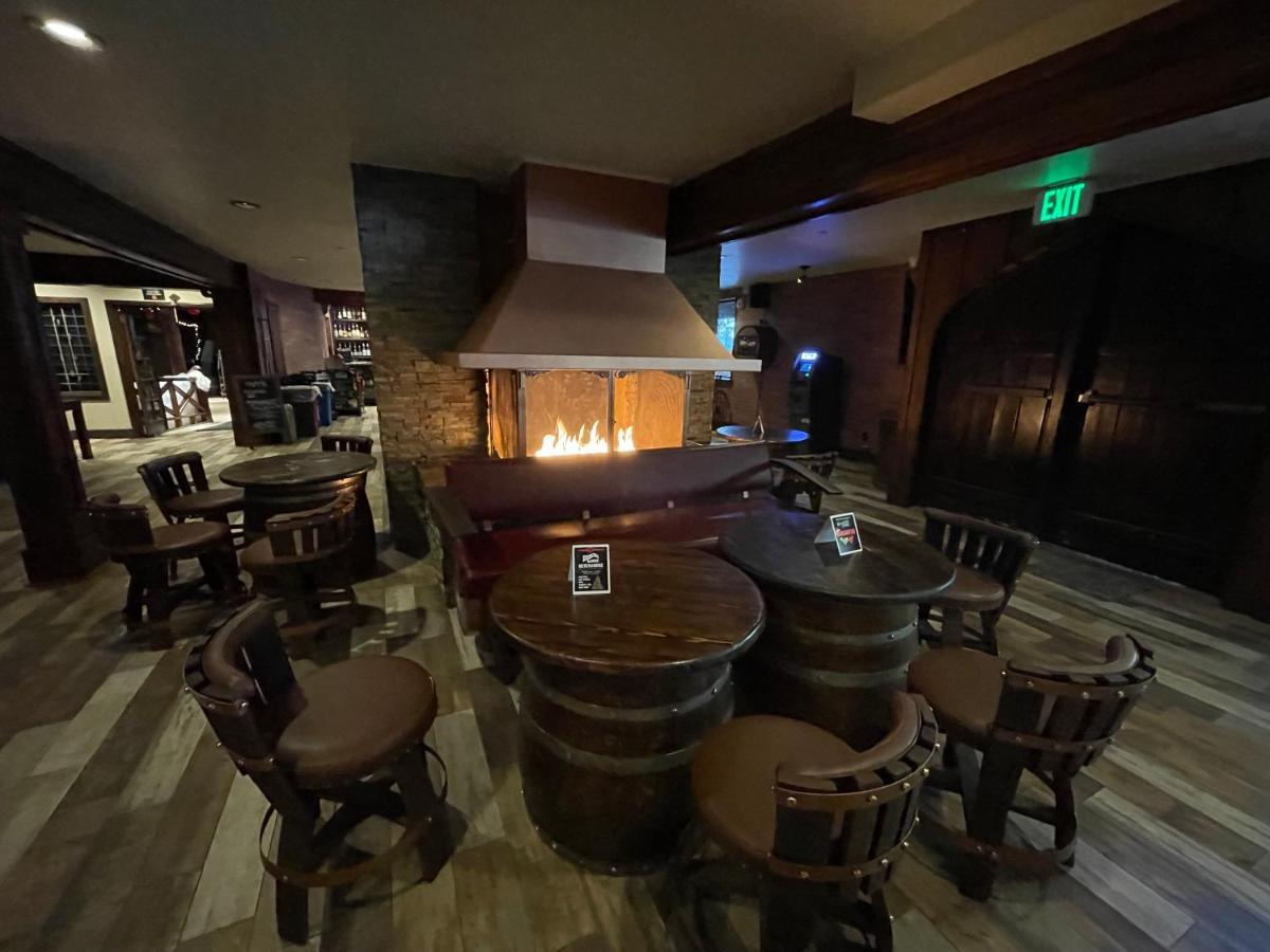 The Historic Lodge, Santa Cruz Mountains
